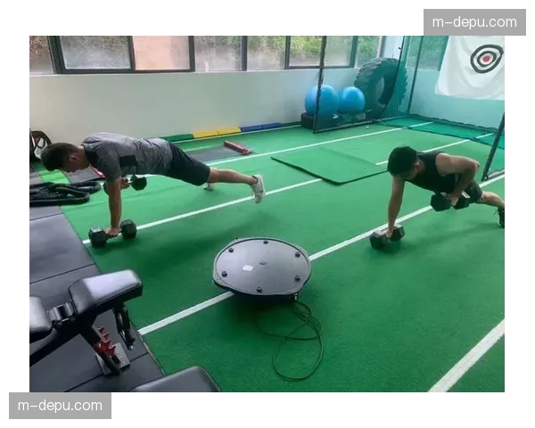 功率计数据揭示：春季古典赛车手的体能储备峰值