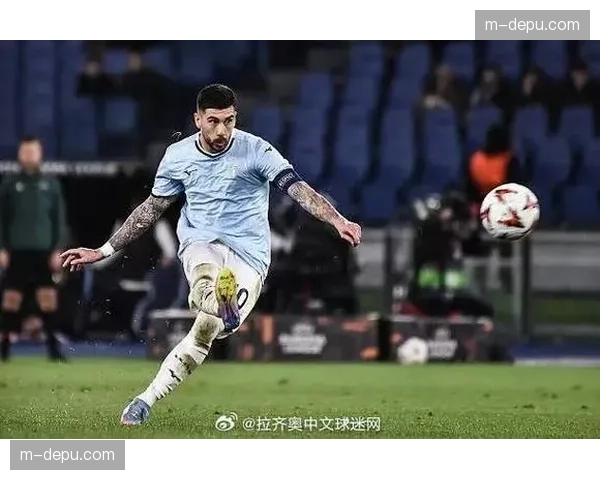 官方：拉齐奥边锋扎卡尼内收肌轻微拉伤，预计将缺席两周