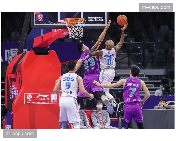 “福建浔兴加时惜败吉林东北虎，约瑟夫·杨空砍52分”