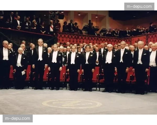 西甲官方发布纪录片《空间的博弈》，剖析肋部空间的战术演变史