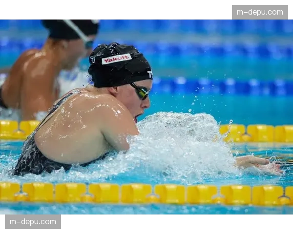 突发：夺冠热门、美国选手莉莉·金在女子200蛙预赛后因背部不适退赛